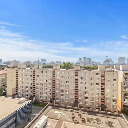 Lam Rose - Ac - Terrace